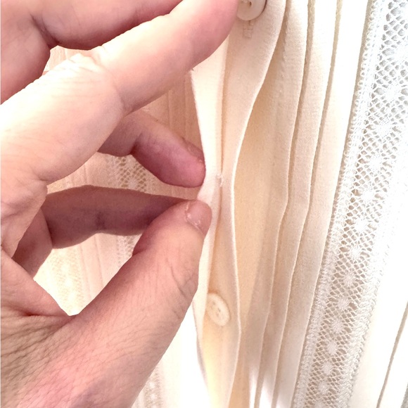 NWOT Theory Alwinth Mosaic 100% Silk Button Down Blouse - Picture 8 of 10